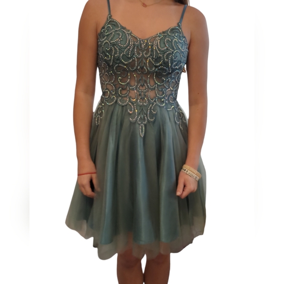 Blondie Nites Dresses & Skirts - Blondie dress nite by Stacy sklar size 3 color Green perfect for Homecom…